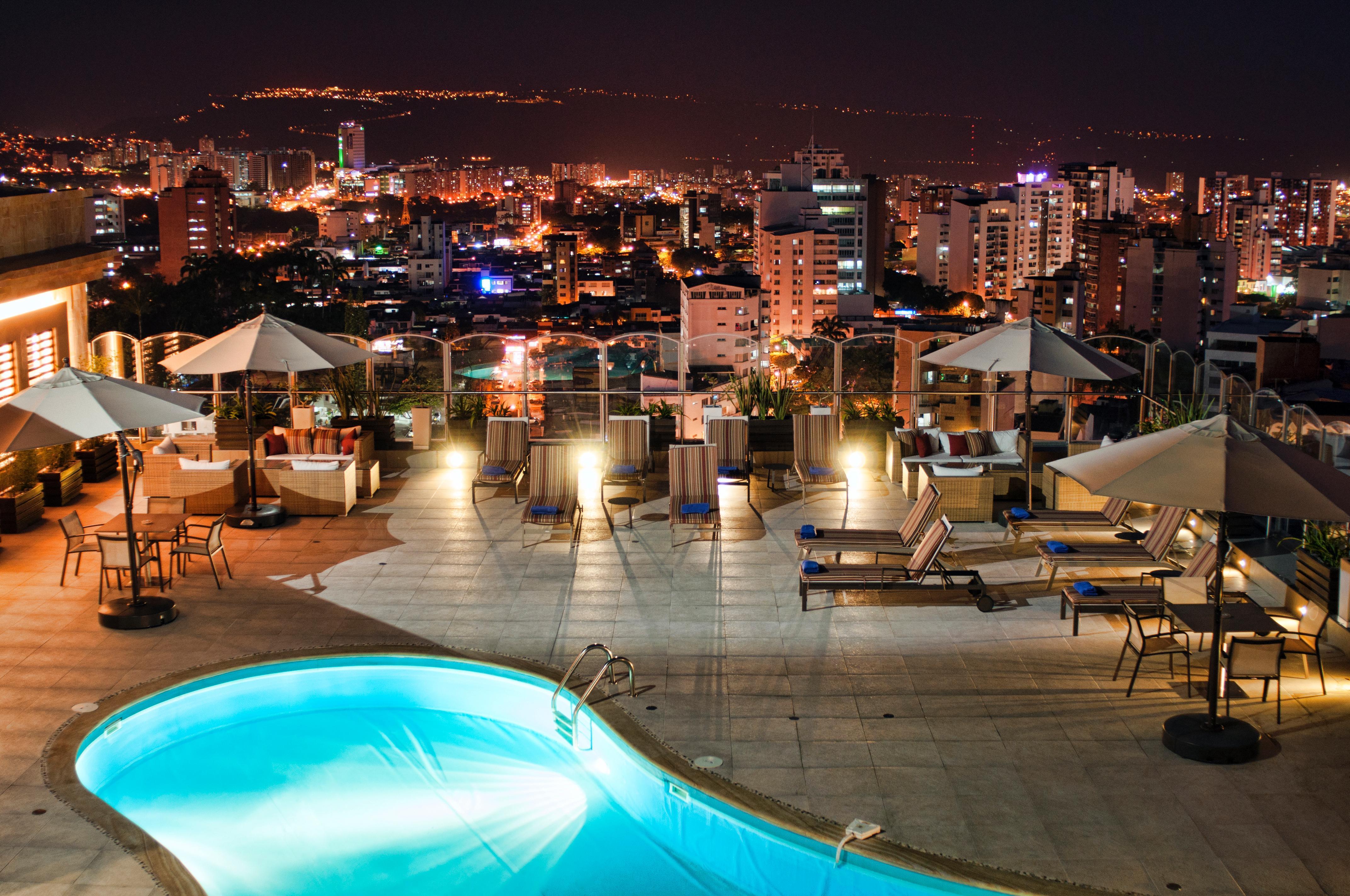 Hotel Dann Carlton Bucaramanga Dış mekan fotoğraf View of the city from the hotel